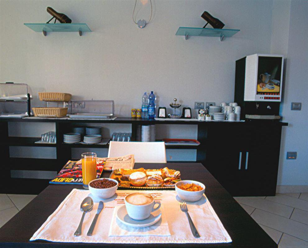 Hotel Paradise Airport Forlì Eksteriør bilde