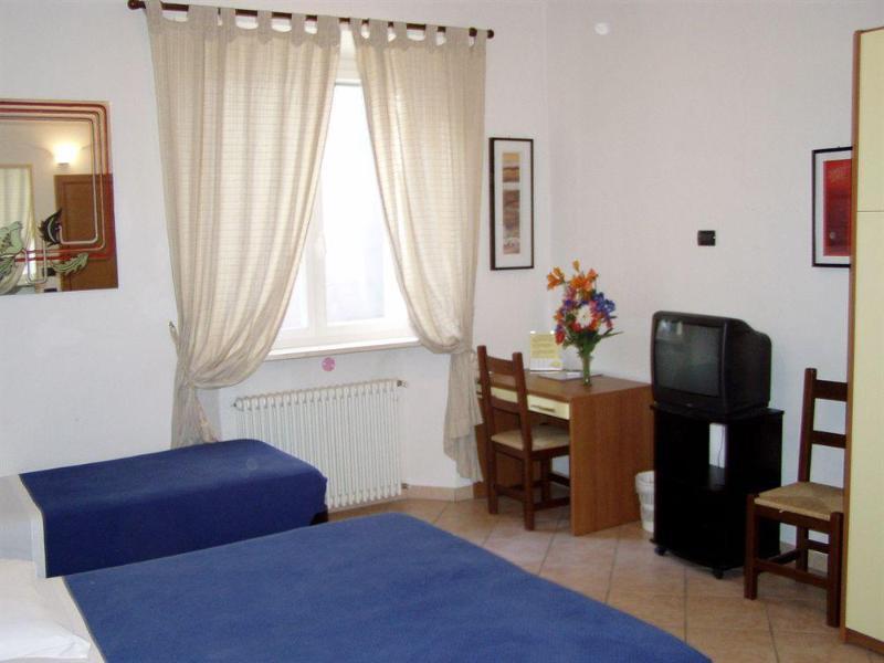 Hotel Paradise Airport Forlì Eksteriør bilde